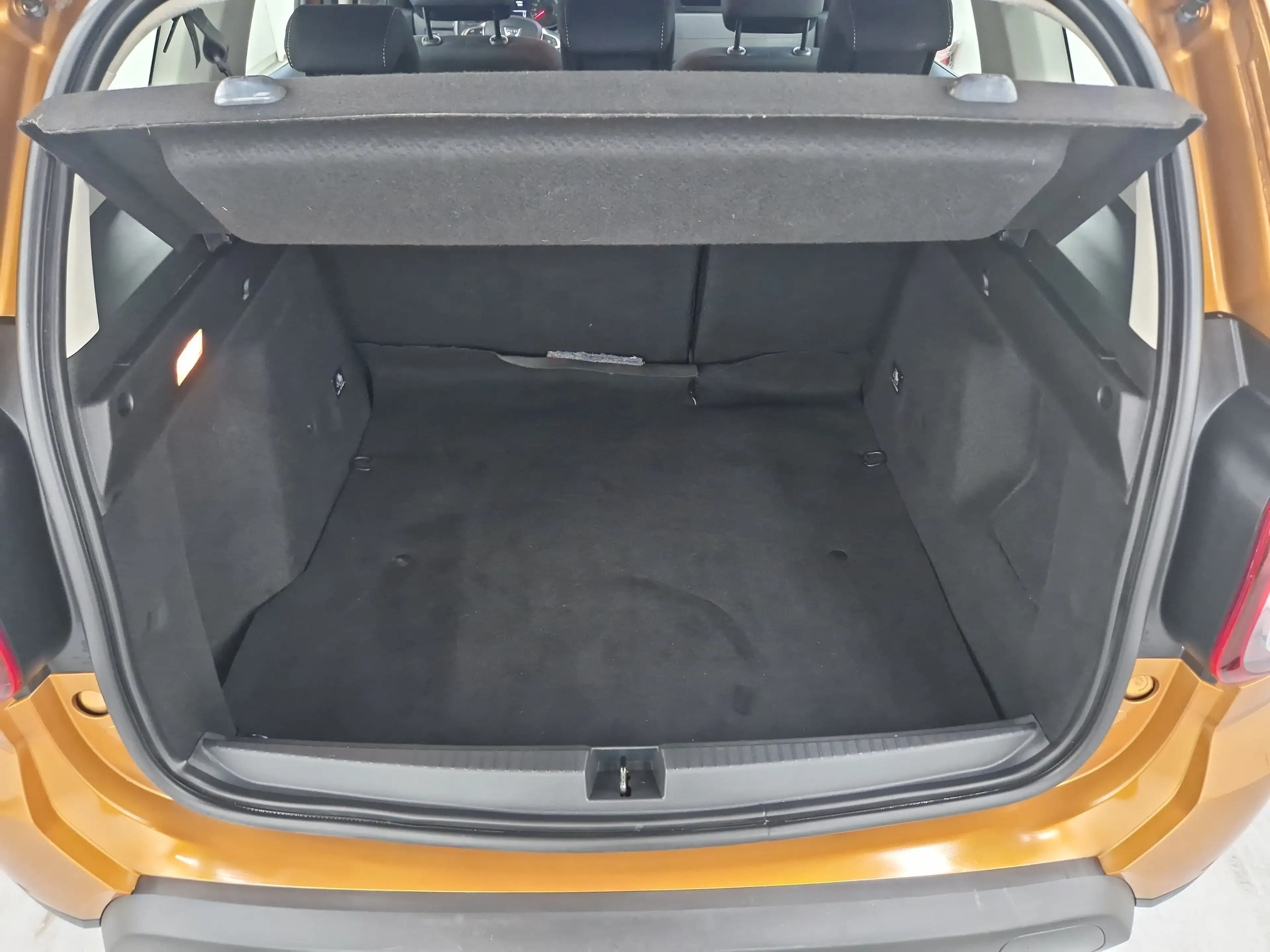 Dacia Duster 1.0 TCe 100 LPG Comfort 2WD — photo 10