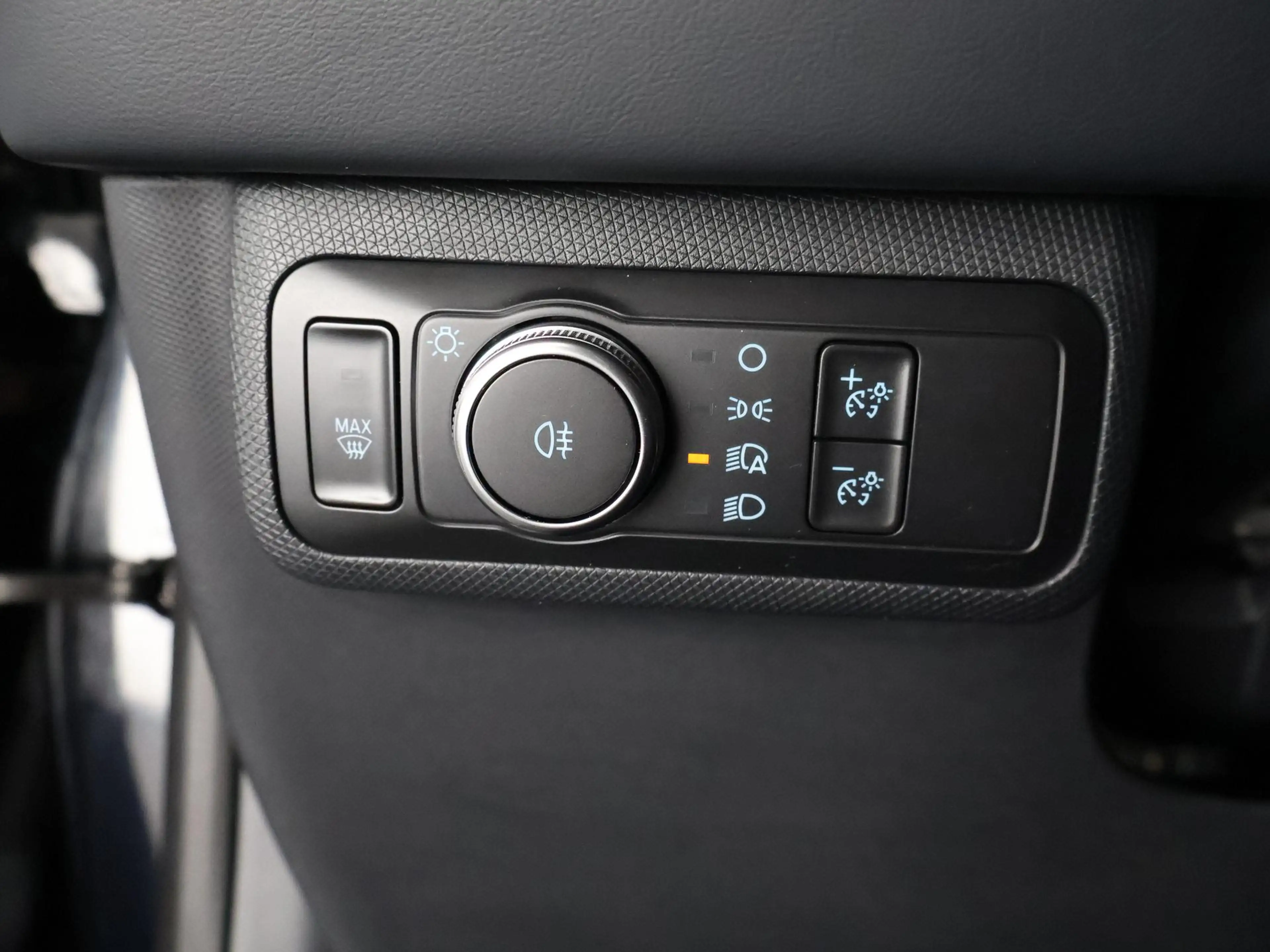 Ford Mustang Mach-E RWD 75 kWh SOH 94% GARANTIE 2031* APPLE CARPLAY / — photo 18