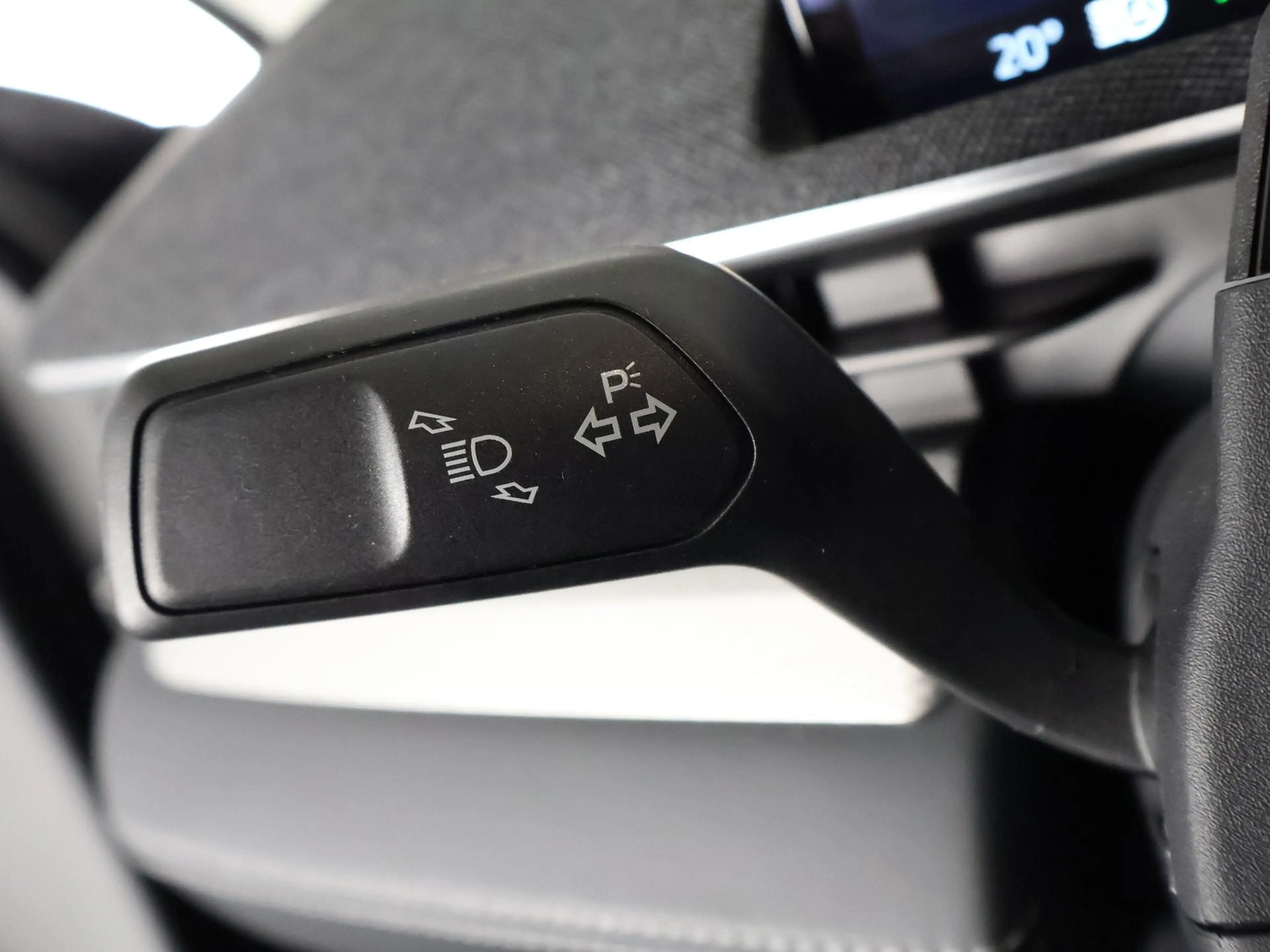 Ford Mustang Mach-E RWD 75 kWh SOH 94% GARANTIE 2031* APPLE CARPLAY / — photo 19