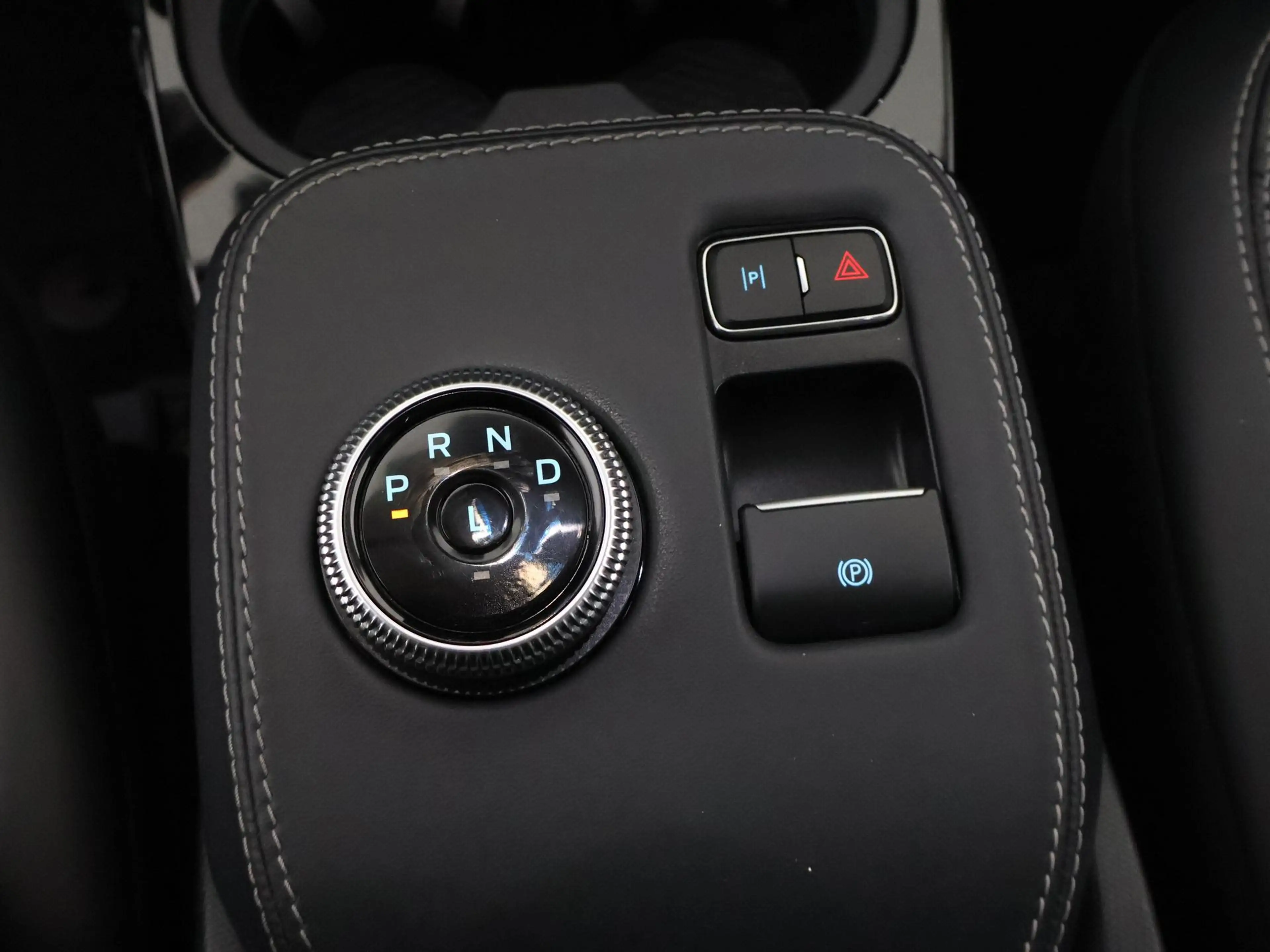 Ford Mustang Mach-E RWD 75 kWh SOH 94% GARANTIE 2031* APPLE CARPLAY / — photo 26
