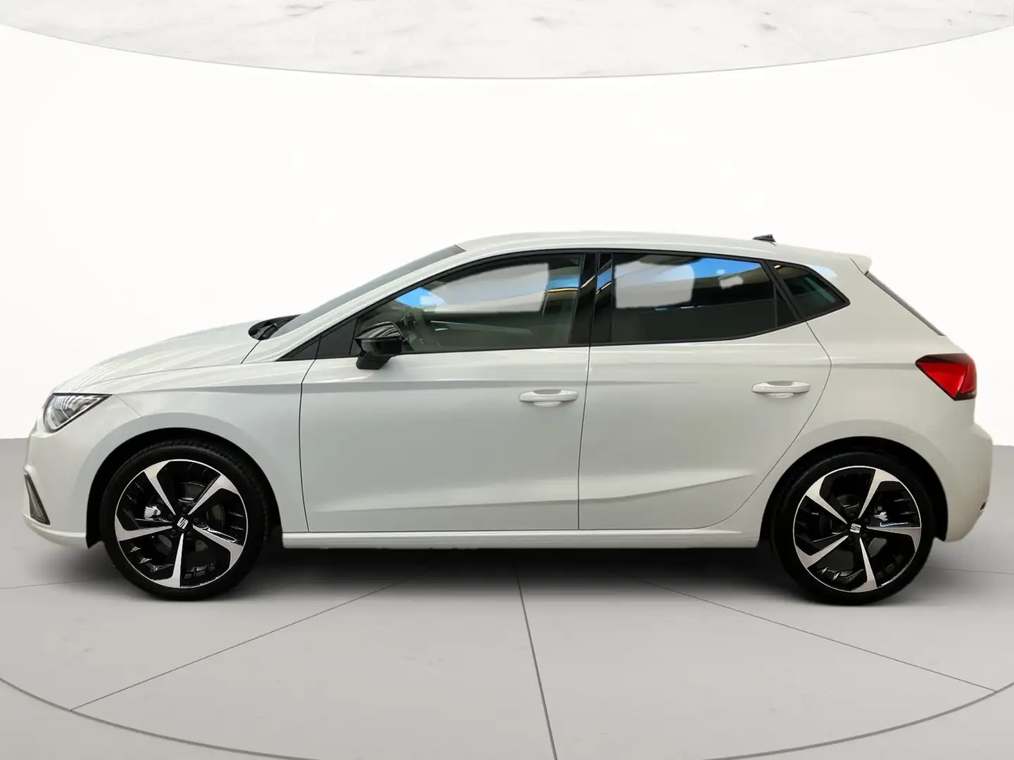SEAT Ibiza 1.0 ecotsi fr 115cv Blanco - 2