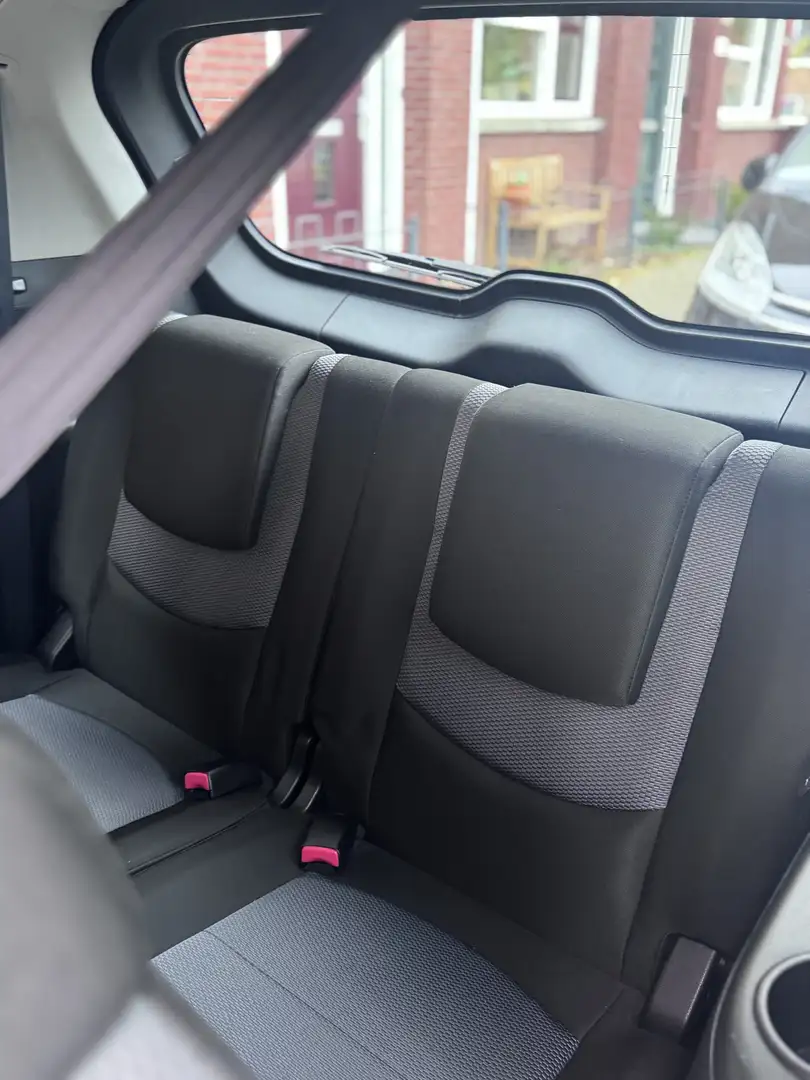 Mazda 5 2.0 Active Grijs - 2
