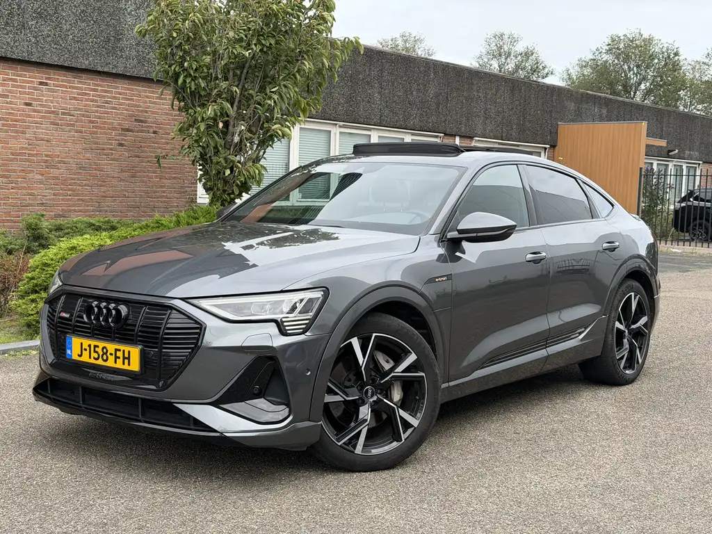 Audi e-tron 2020 из Европы — купить под ключ