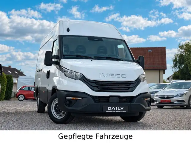 Iveco Autres DAILY 35S18V L2H2 3.0L AUTOMATIK 3,5t-AHK 176 PS