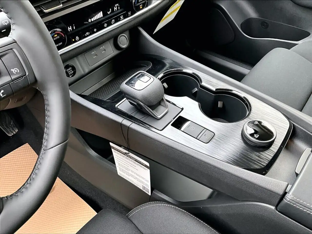 Nissan Rogue photo Nissan Rogue