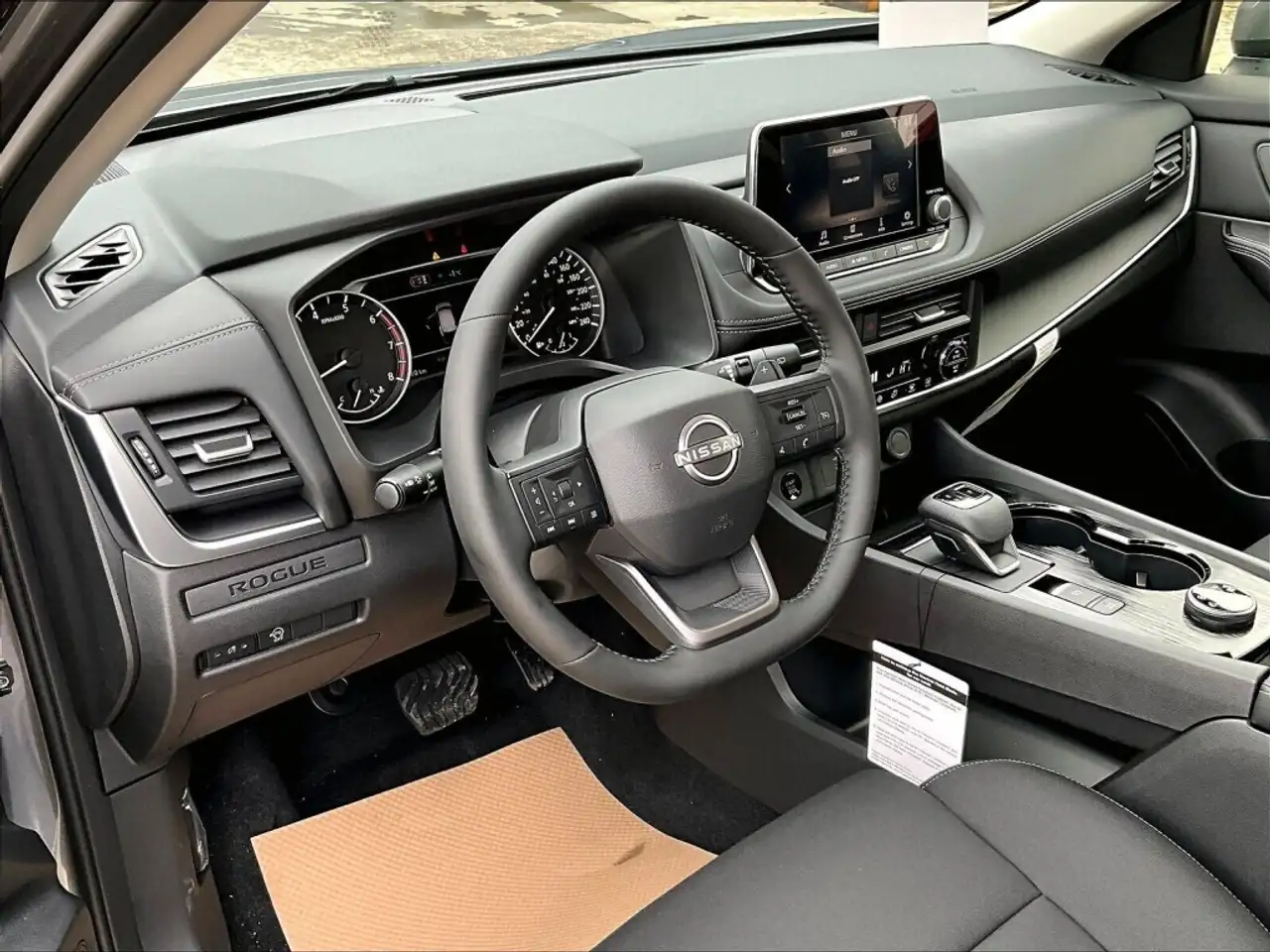 Nissan Rogue photo Nissan Rogue