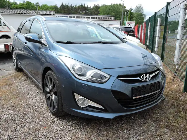 Hyundai i40 Premium - Vollausstattung ! TOP !