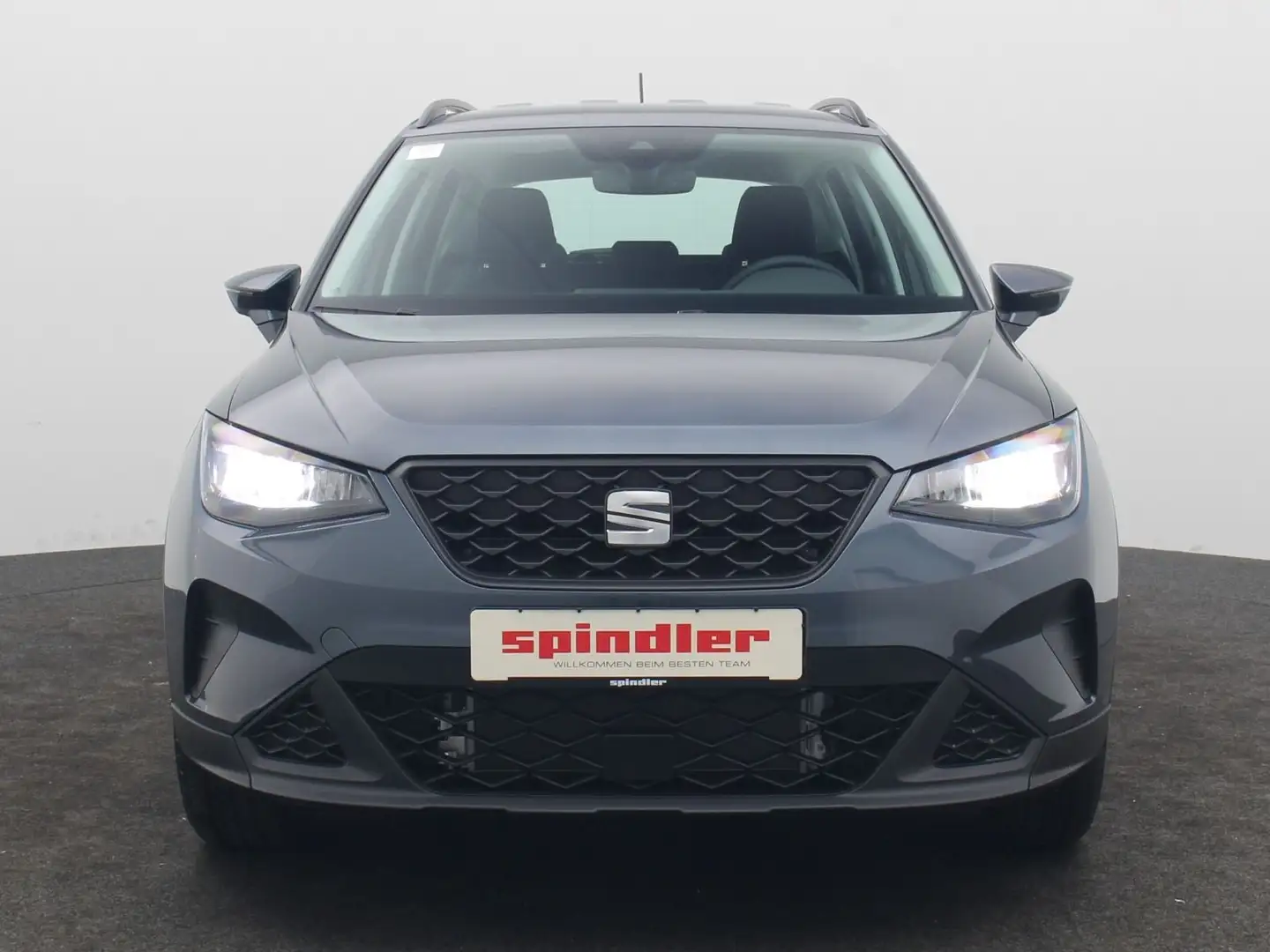 SEAT Arona Style 1.0 TSI DSG / LED, SHZ, DAB+ Grau - 2