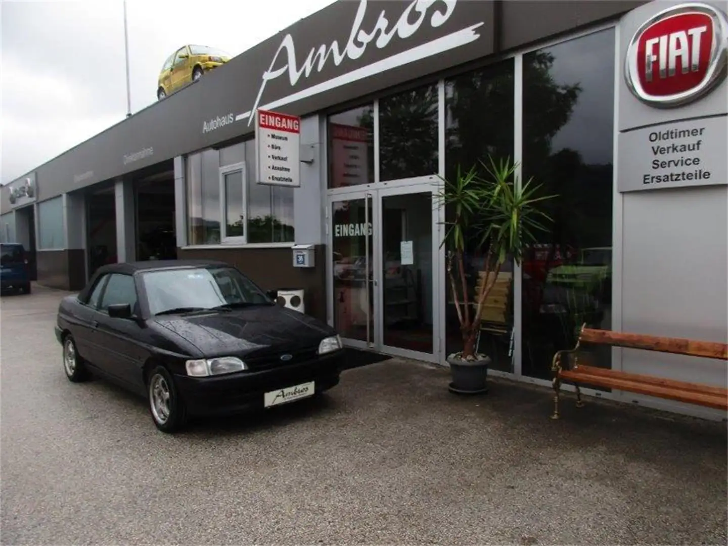 Ford Escort Cabrio Noir - 1