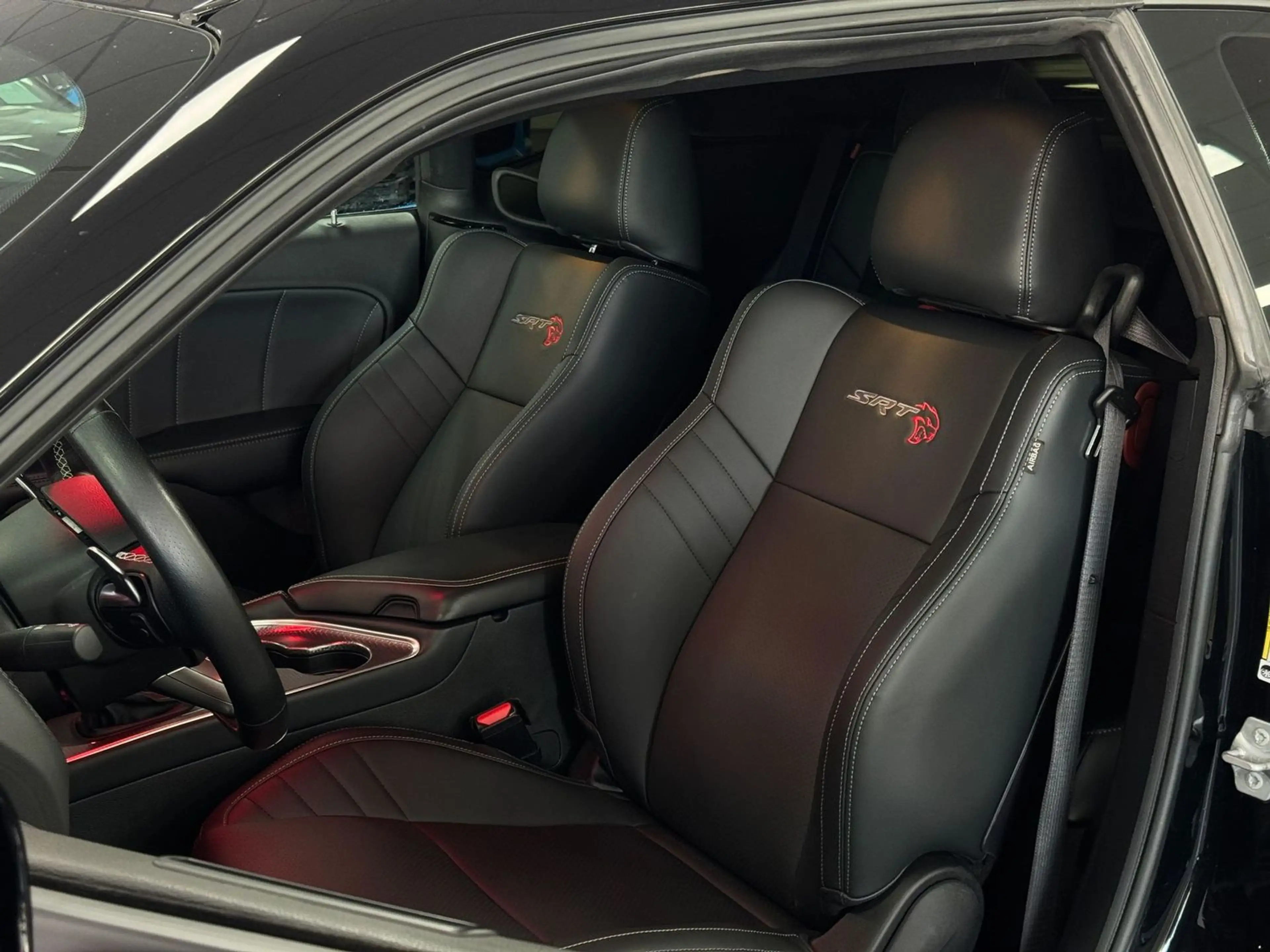 Dodge Challenger Hellcat *SRT / SZH / BELÜFTUNG* — photo 12