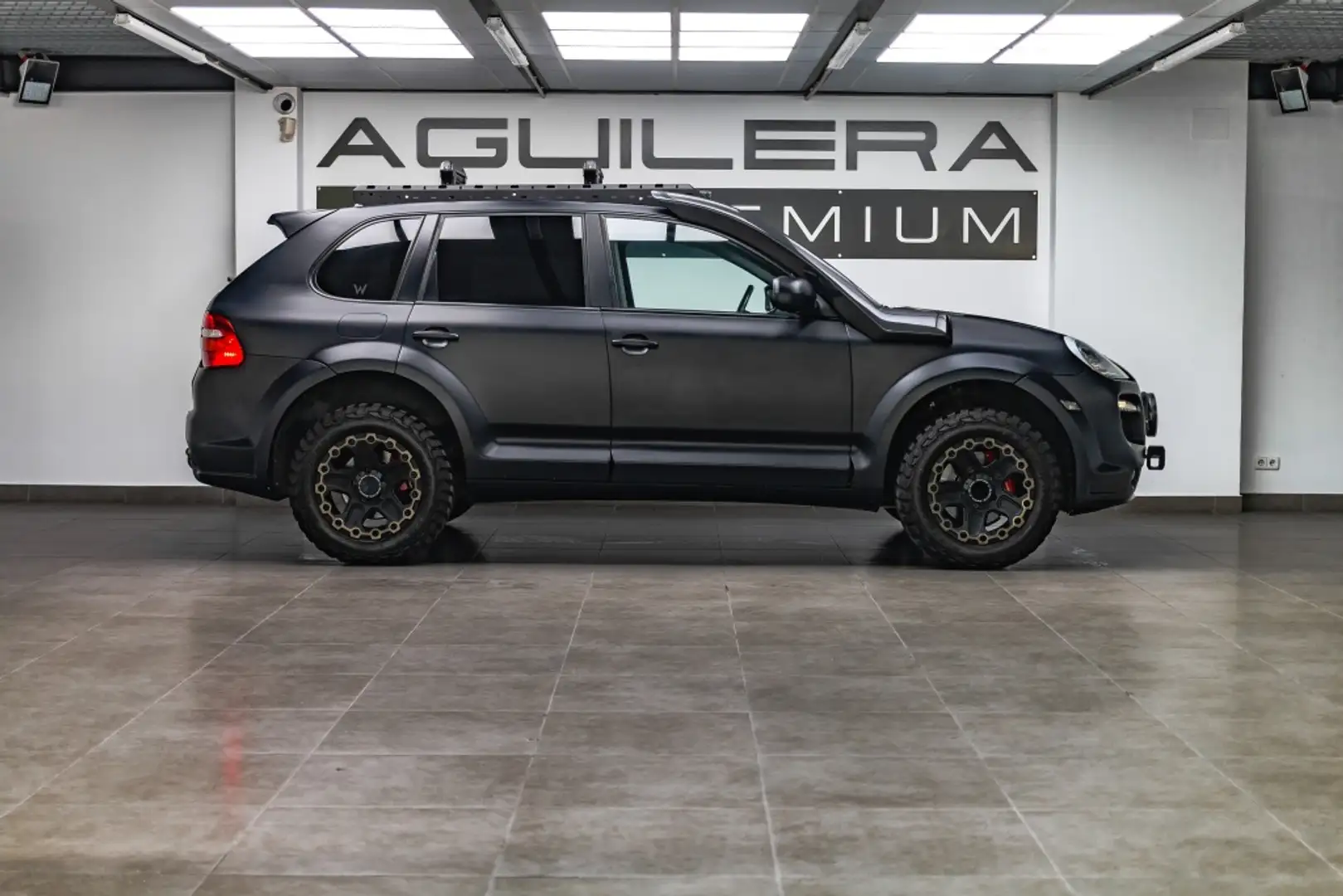 Porsche Cayenne GTS Tiptronic Negro - 2