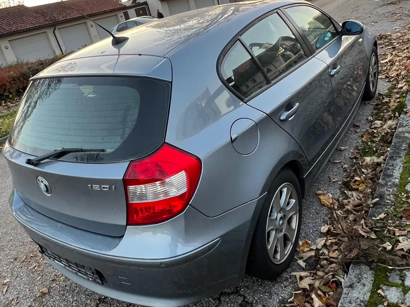 BMW 120 120i Grau - 1