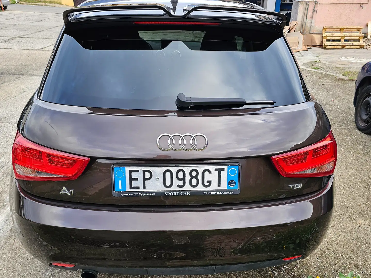 Audi A1 A1 Sportback 1.6 Tdi Ambition 105 cv Marrone - 2