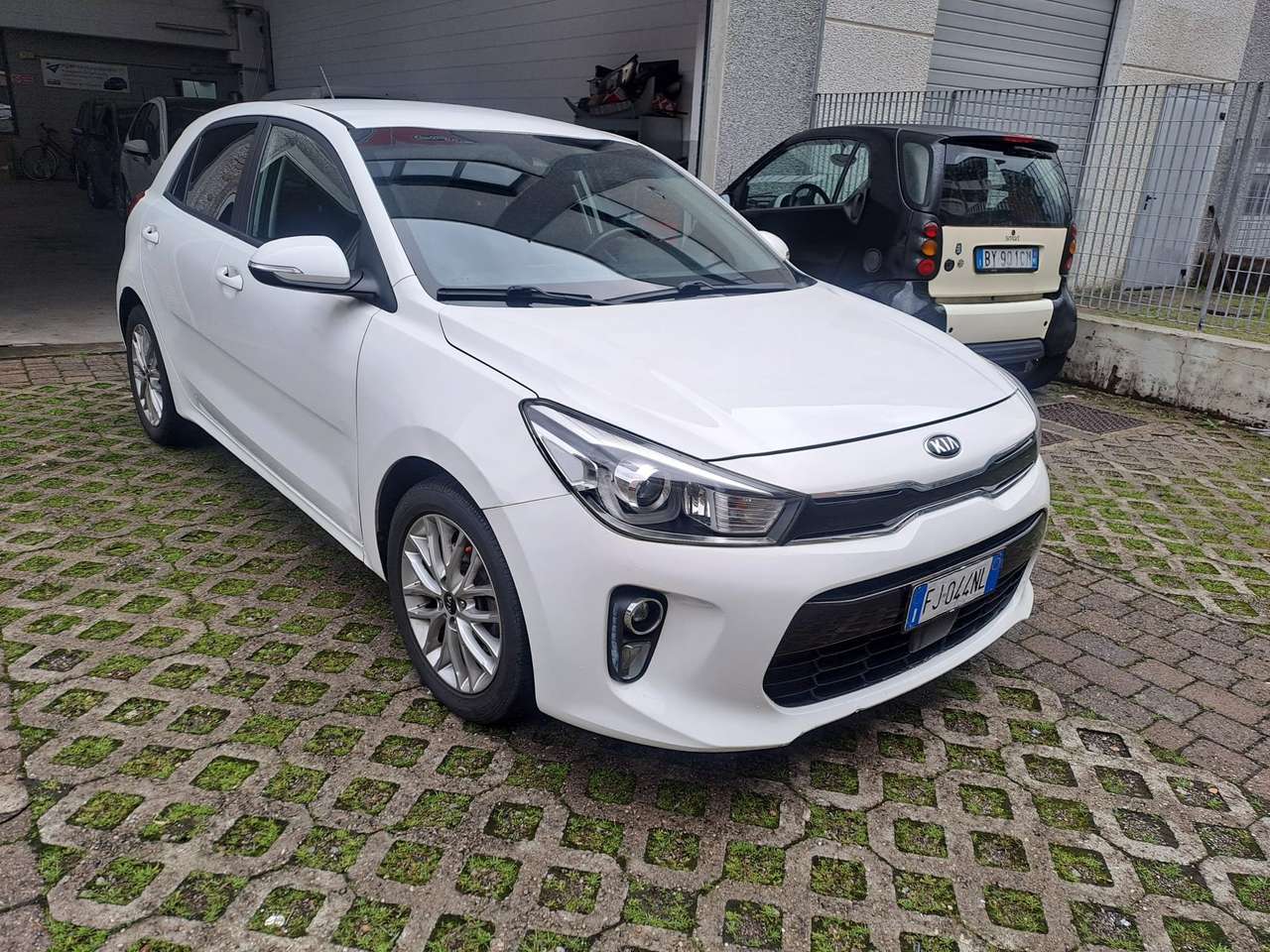 Kia Rio Rio 1.4 crdi Cool Techno Pack 90cv /navi