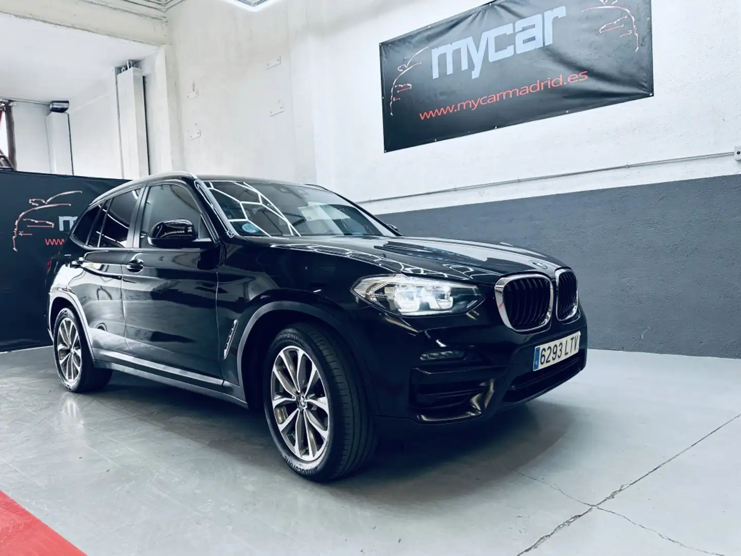 BMW X3 xDrive 20dA xLine Negro - 2