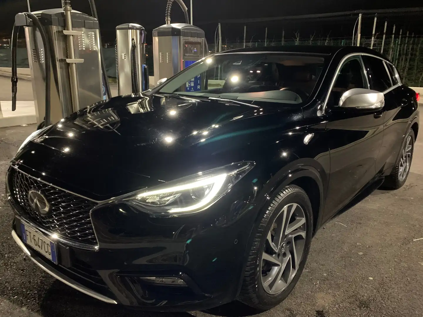 Infiniti Q30 Q30 1.6t Business Executive 122cv Nero - 1