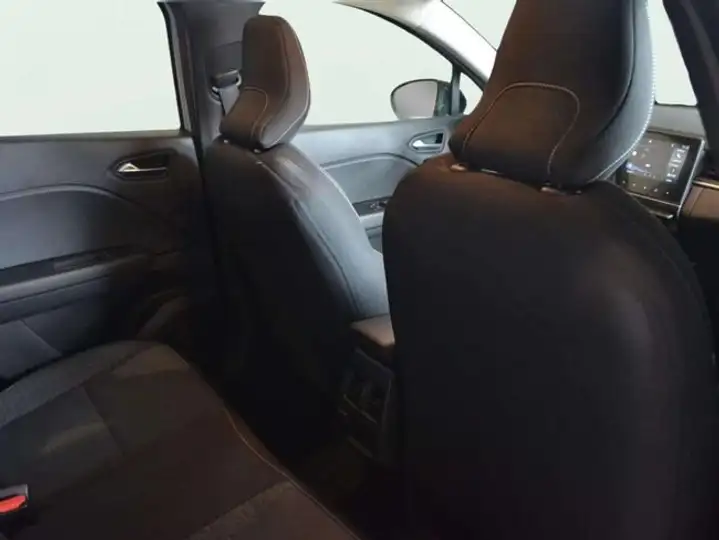 Renault Captur 2022, foto 11