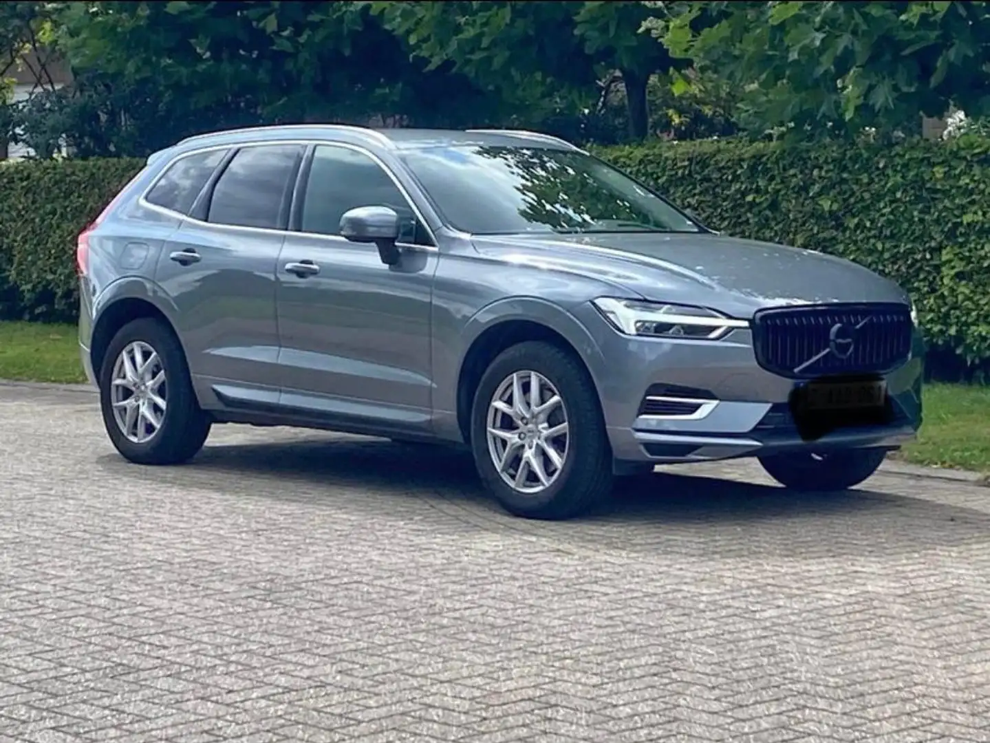 Volvo XC60 2.0 T4 Inscription Geartronic Gris - 1