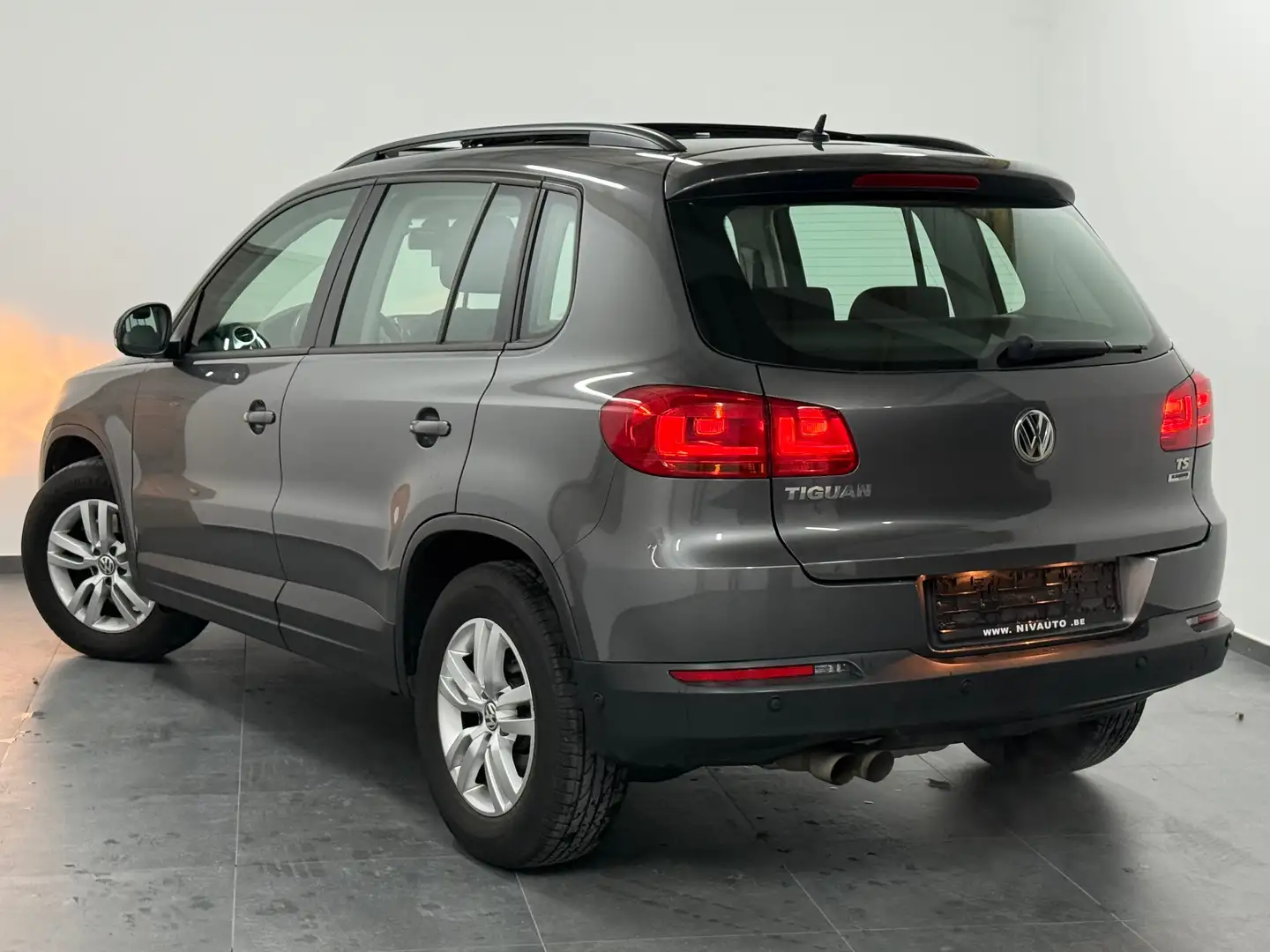 Volkswagen Tiguan 1.4 TSI Euro6b - Carnet - 1erMain Silver - 2