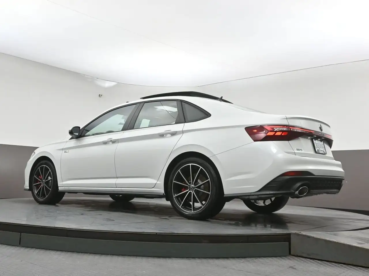 Volkswagen Jetta снимка Volkswagen Jetta