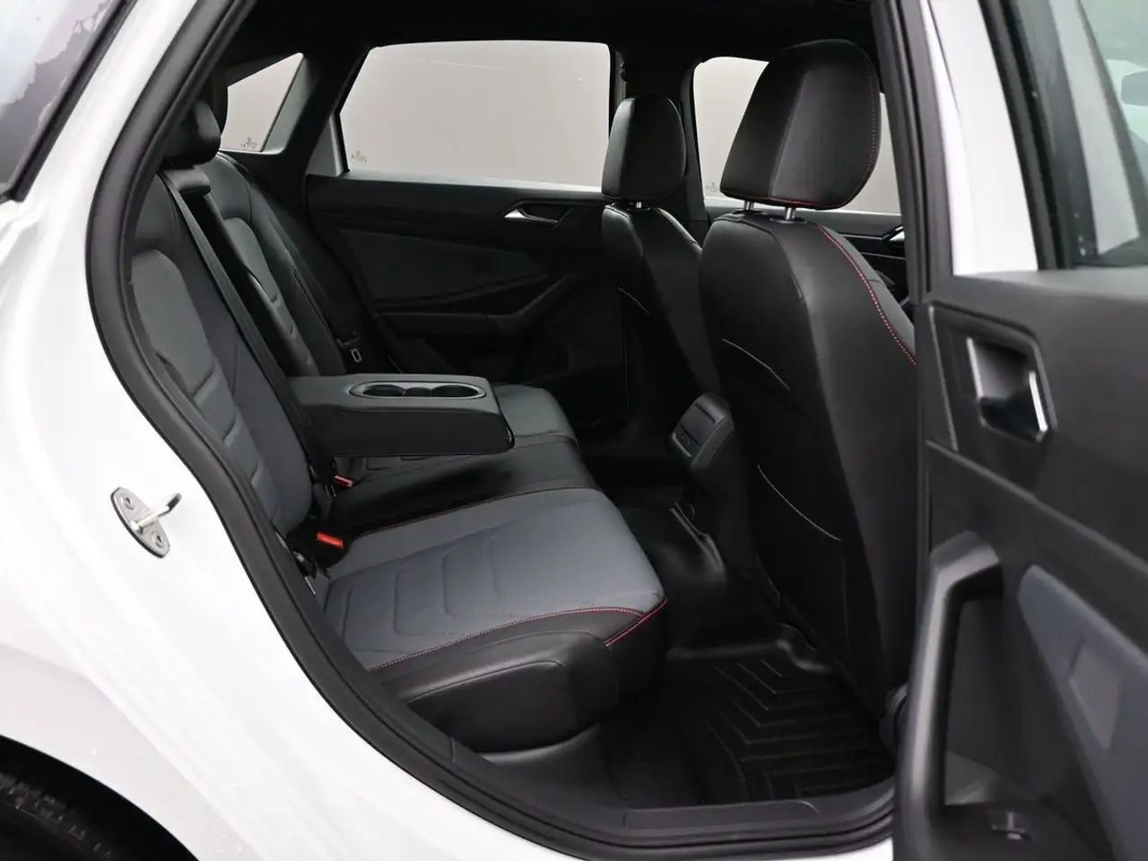 Volkswagen Jetta снимка Volkswagen Jetta