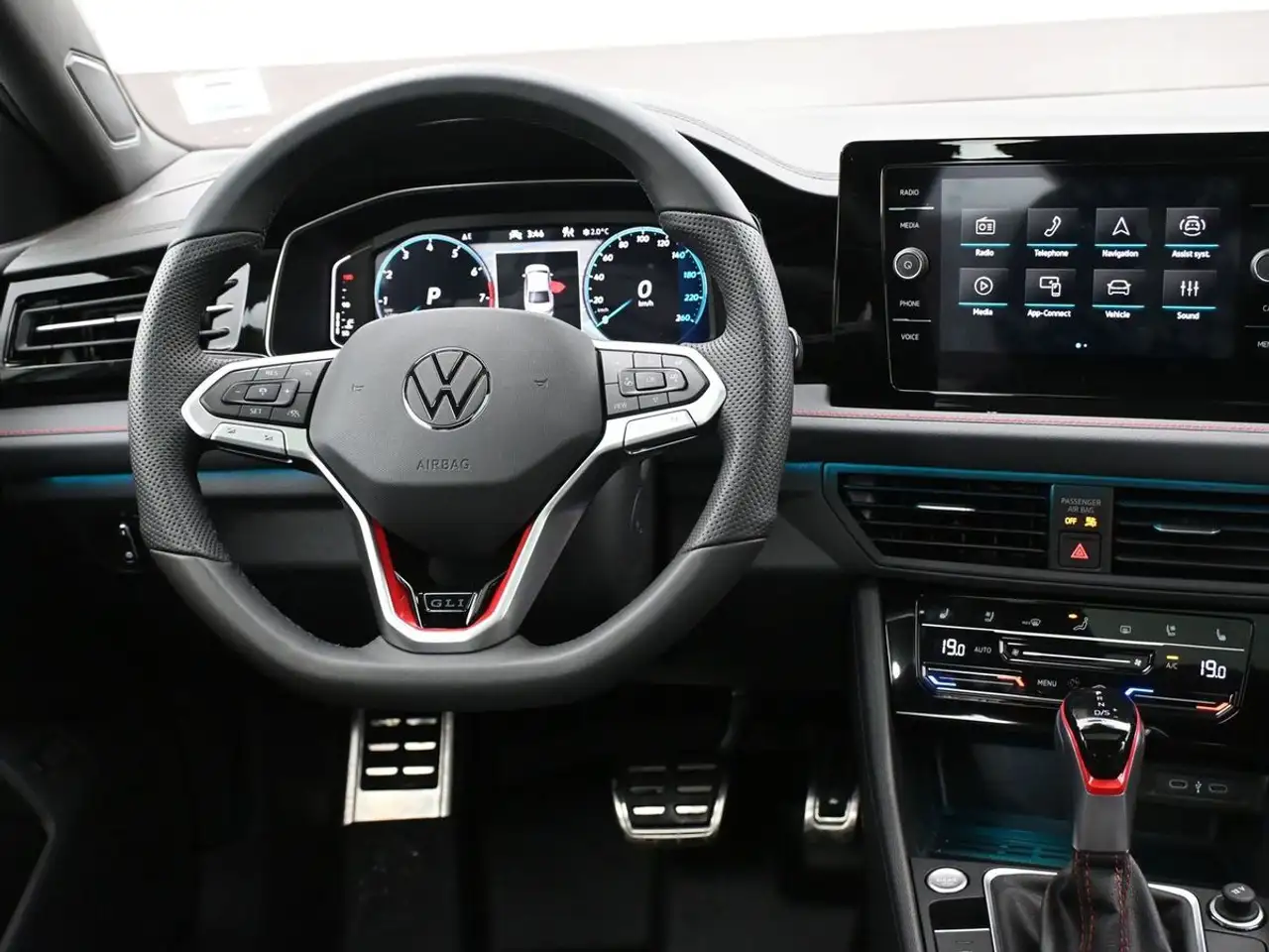 Volkswagen Jetta снимка Volkswagen Jetta