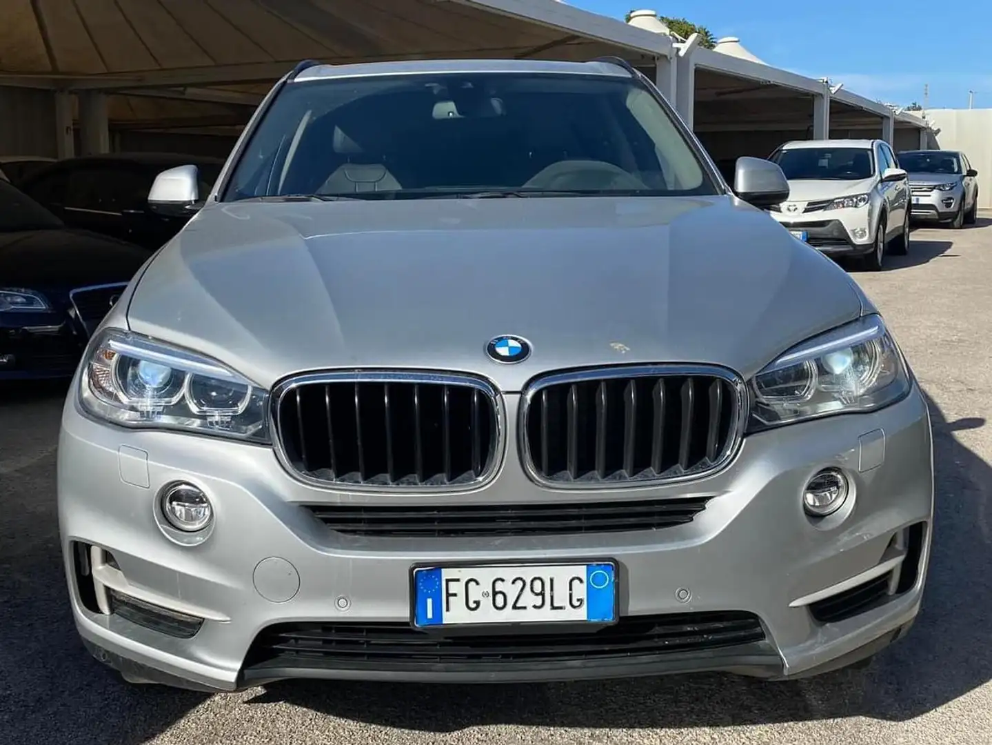 BMW X5 X5 xdrive25d Luxury 231cv auto Srebrny - 1