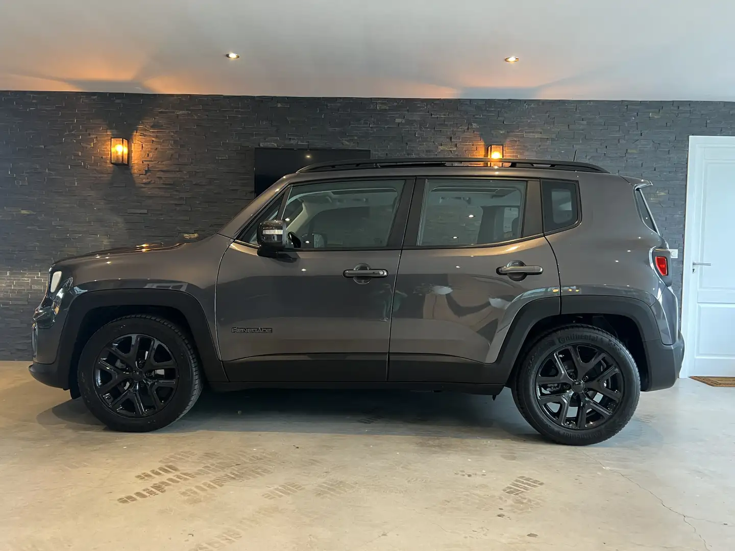 Jeep Renegade 1.0T Limited Bj: 2019 / Panoramadak / navigatie / Grijs - 2