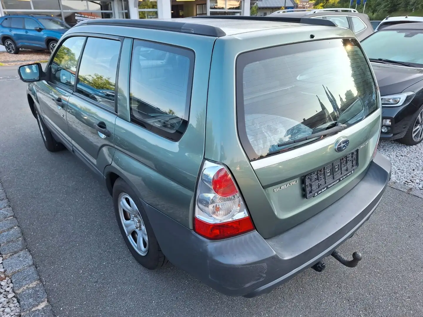 Subaru Forester 2.0X Trend Gasanlage, AHK Grau - 2