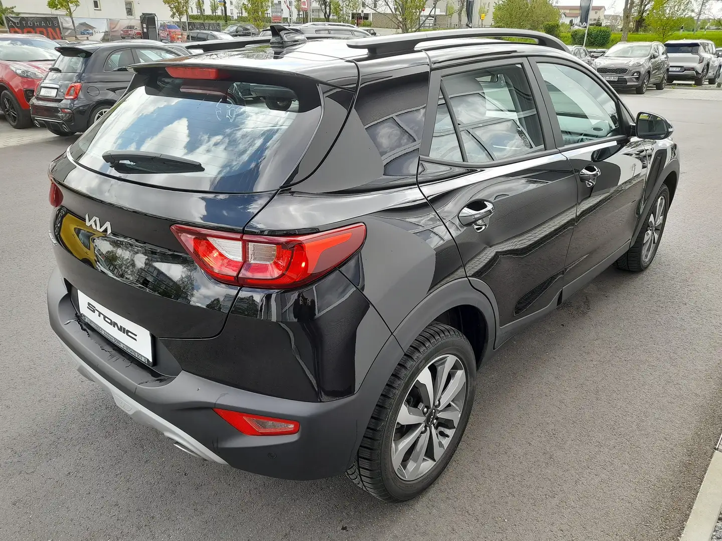 Kia Stonic Vision 1.0T Klima Navi Rückfahrkamera uvm. Schwarz - 2