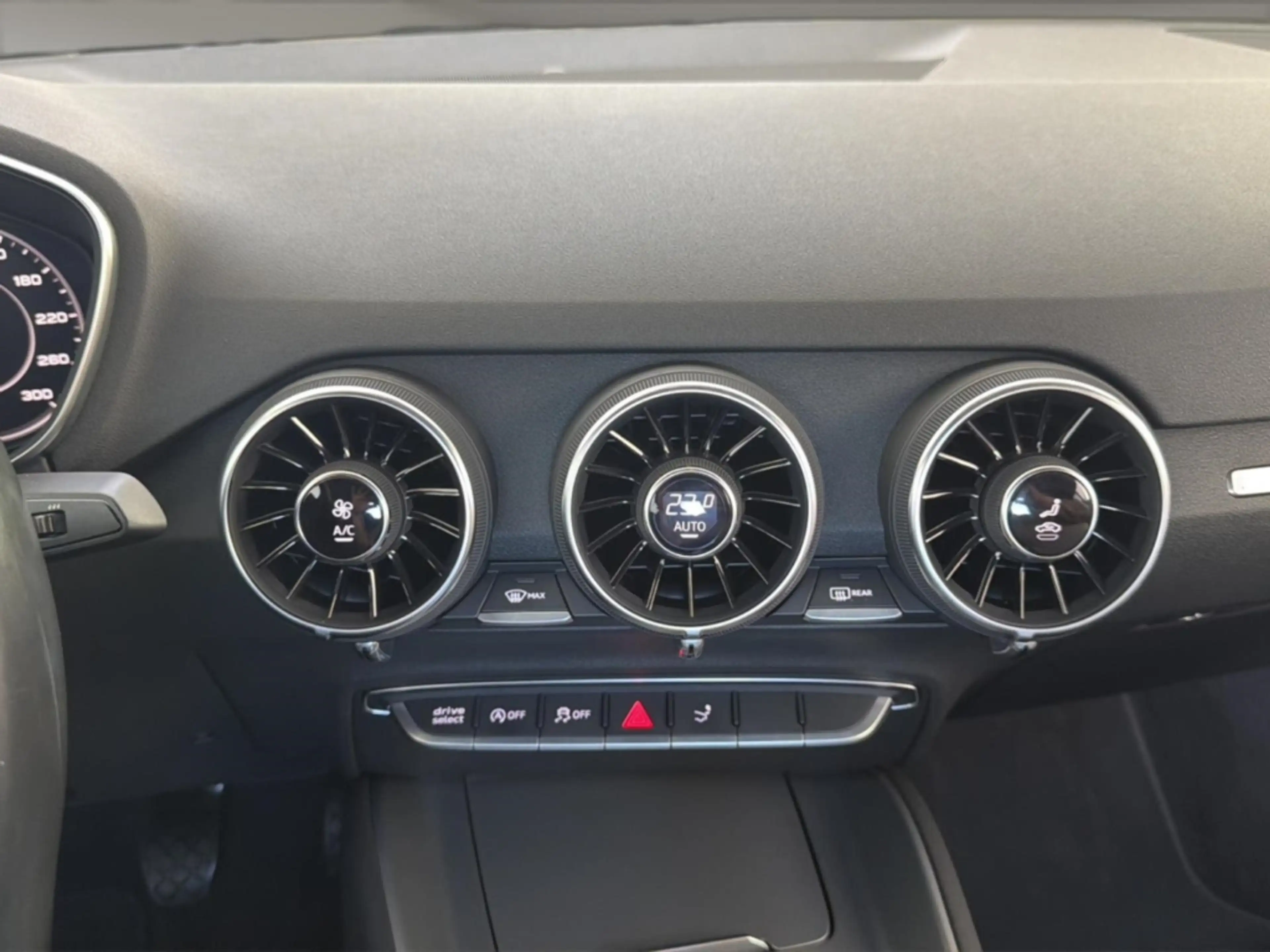 Audi TT 1.8 TFSI Coupe + MMI-Navi+Xenon * TOP ZUSTAND * — photo 11