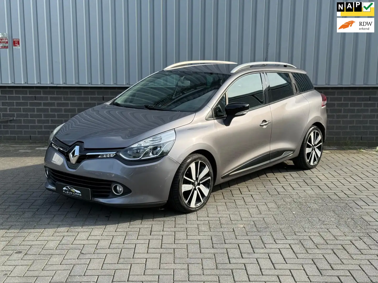 Renault Clio Estate 0.9 TCe Dynamique |Airco|Navi|Keyless| Gris - 1