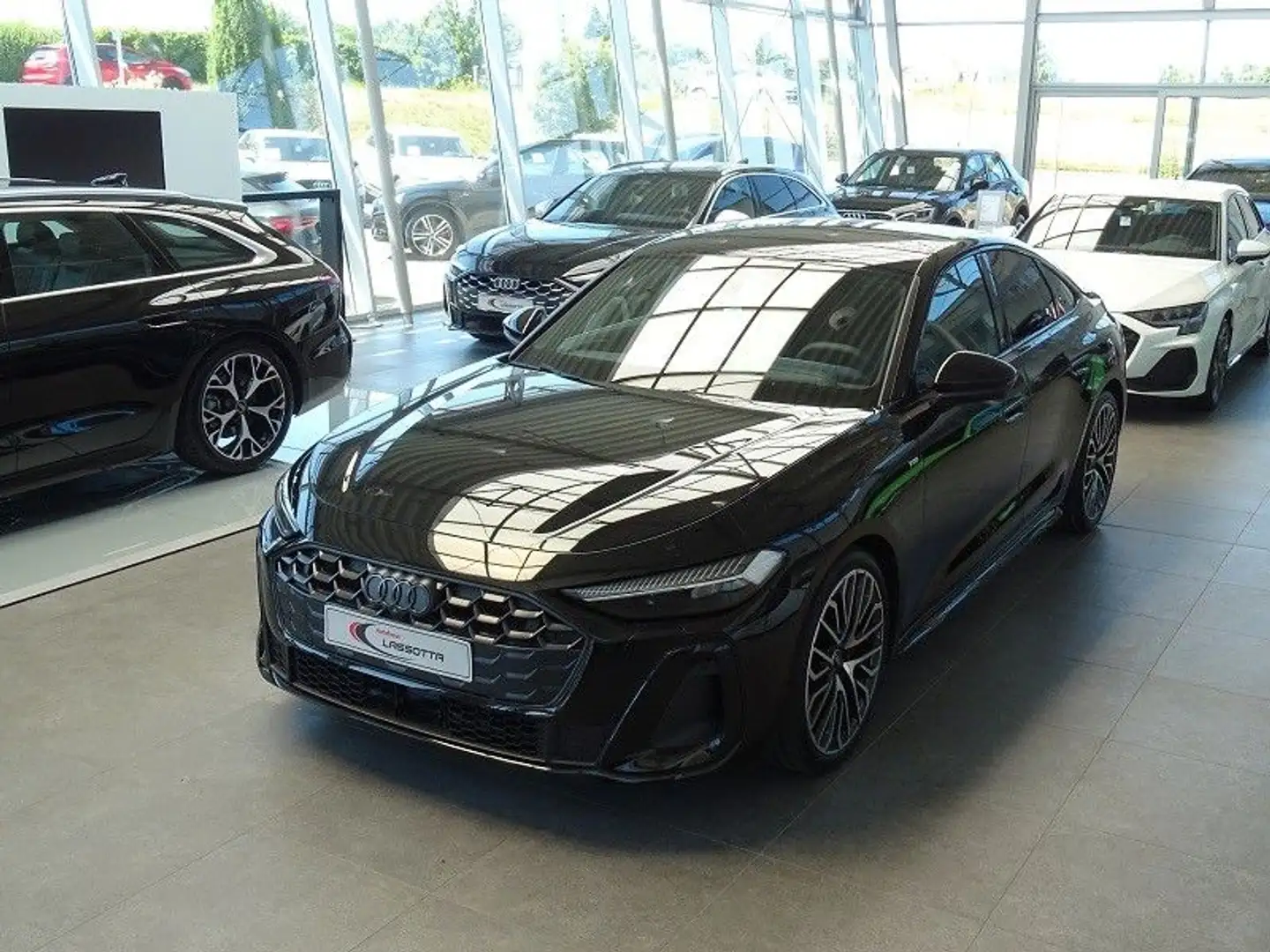 Audi A5 Limousine TFSI S-tronic S Line quattro / B&O Schwarz - 2