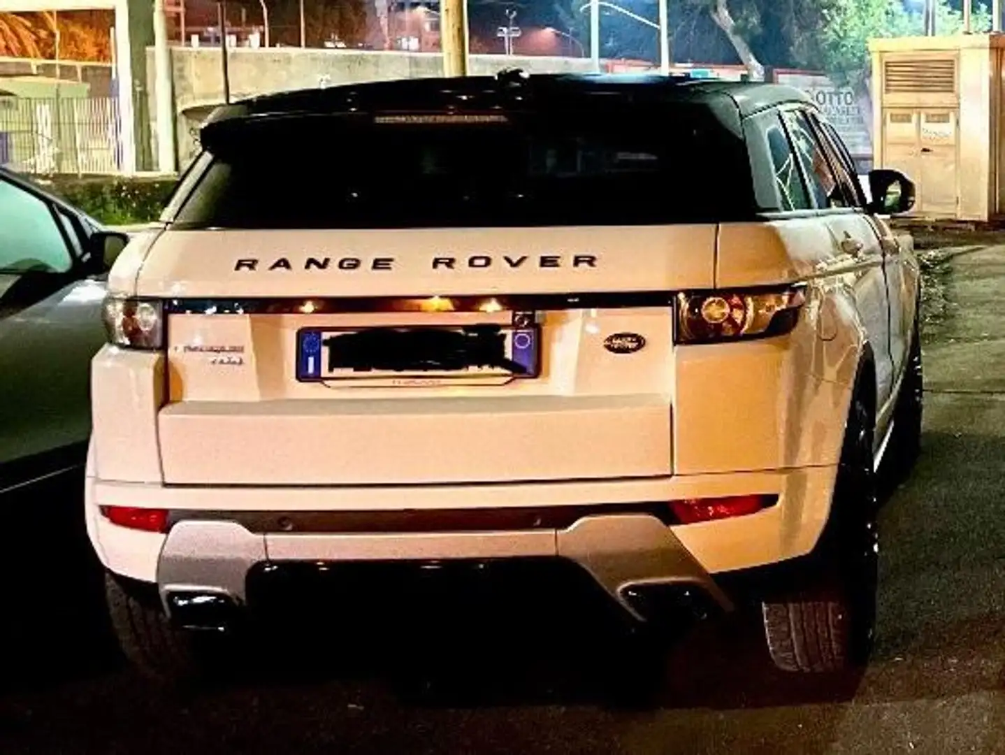Land Rover Range Rover Evoque Range Rover Evoque 5p 2.2 td4 Prestige 150cv Bianco - 2