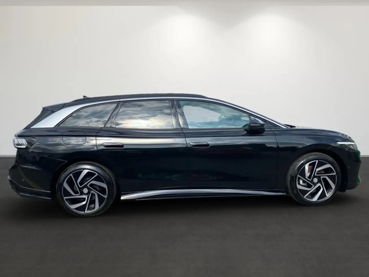 Volkswagen ID.7 Tourer Pro 82 kWh AHK KAMERA LED Schwarz - 2