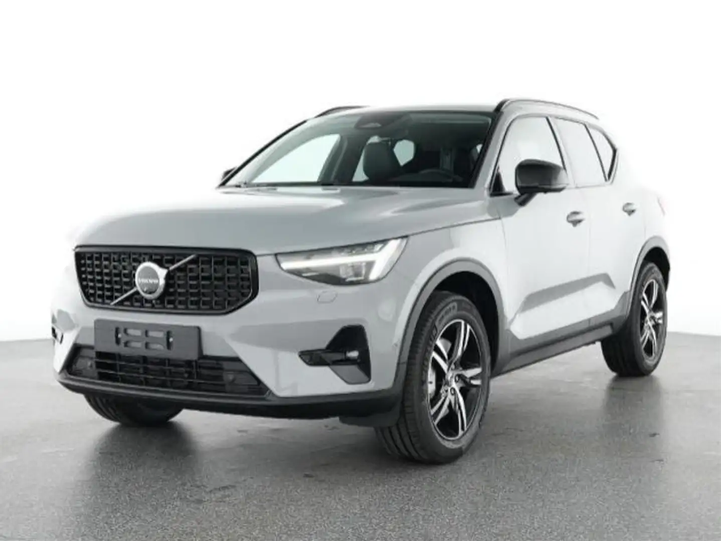 Volvo XC40 Plus Dark B3/Keyl./360KAM/LHZ/Pano/el.Sitze Klima Grau - 1