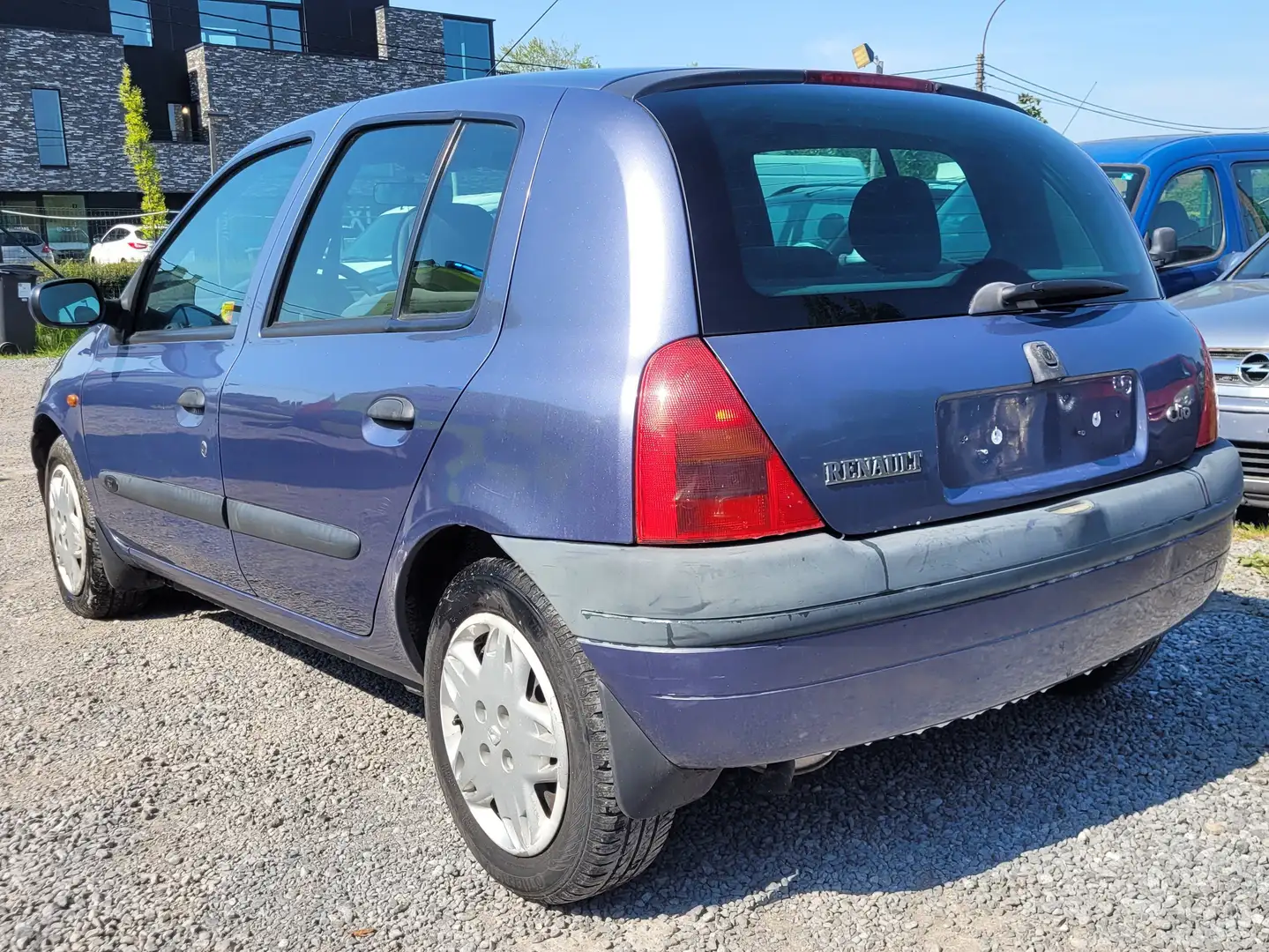 Renault Clio 1.6i AUTOMAAT 119000km 5 deurs 1999 Gri - 2