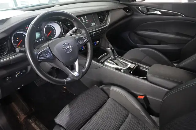 Opel Insignia view 10