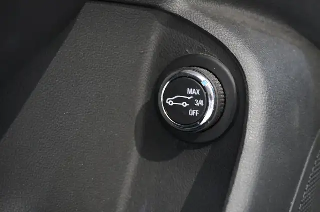 Opel Insignia view 12