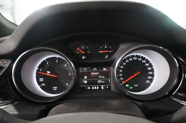 Opel Insignia view 15