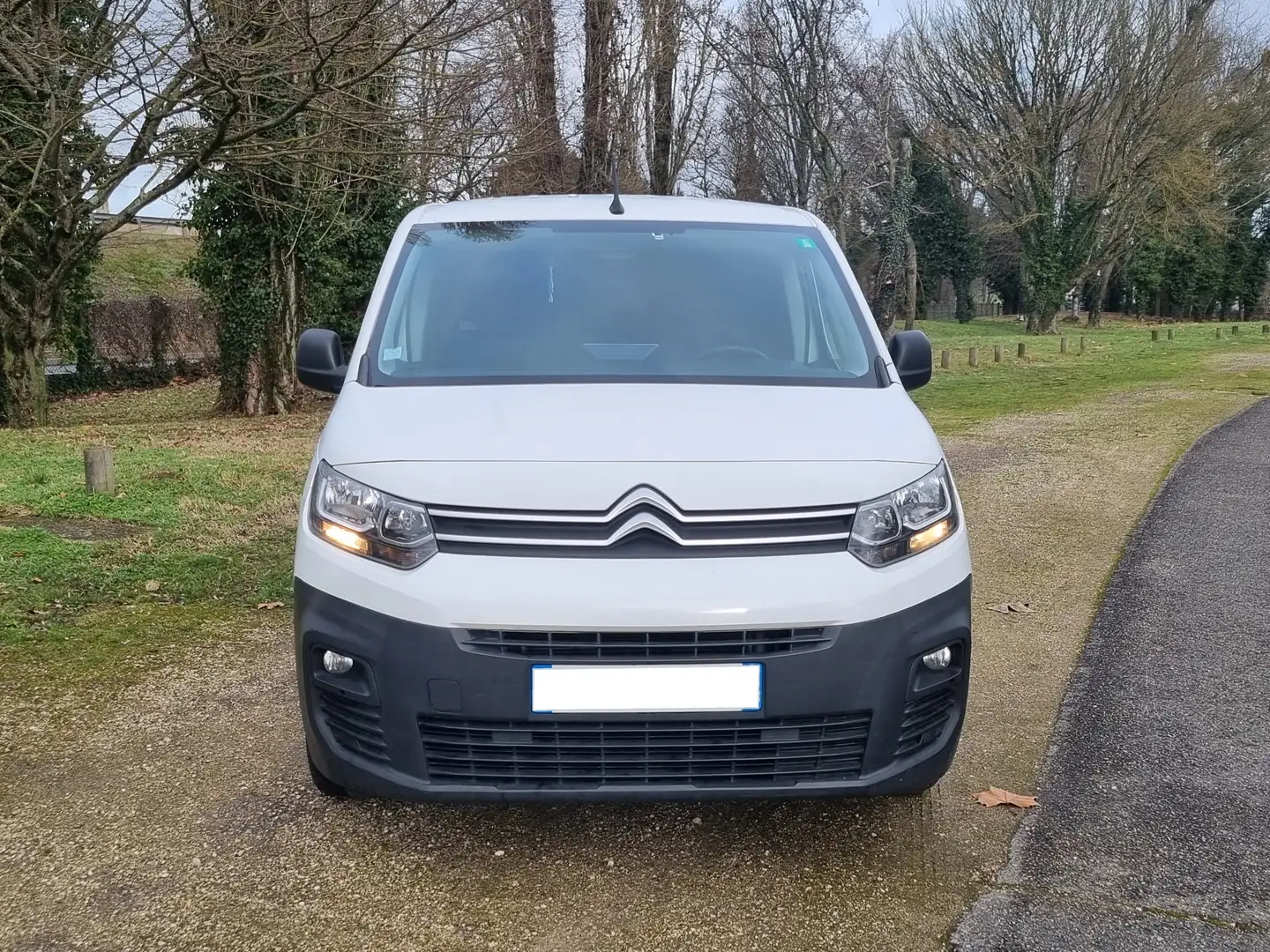 Citroen Berlingo TAILLE M 650KG 1.5 BLUEHDI 100 S\u0026S DRIVER Blanc - 2