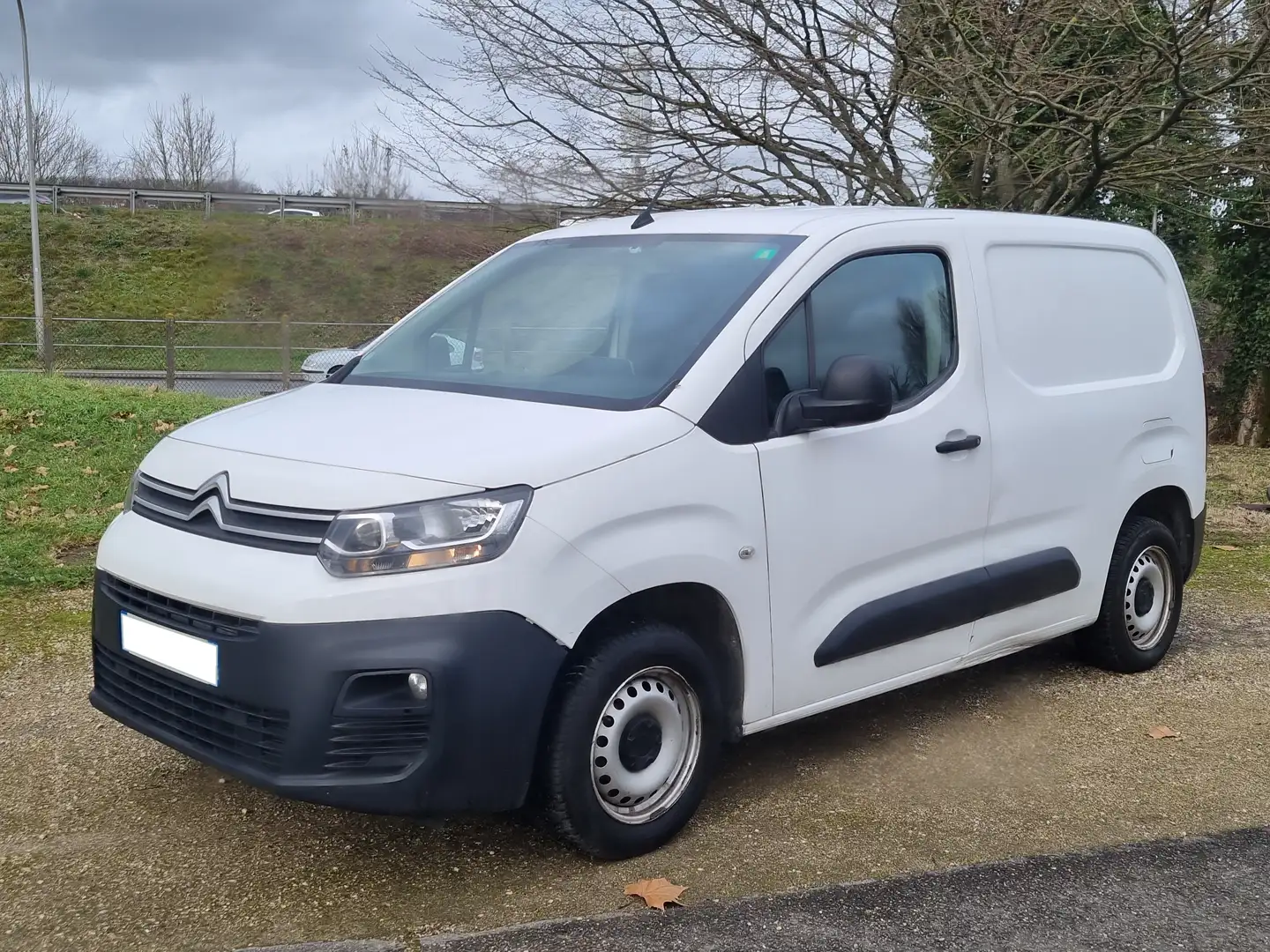 Citroen Berlingo TAILLE M 650KG 1.5 BLUEHDI 100 S\u0026S DRIVER Blanc - 1