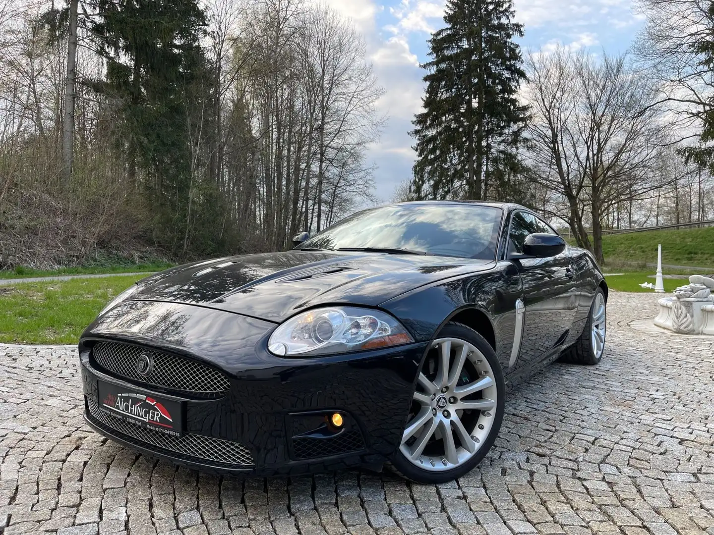 Jaguar XKR -S 4.2 Kompressor Coupé RS Schalensitze Schwarz - 2