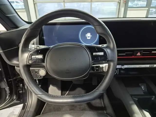 Hyundai Ioniq 6 view 10
