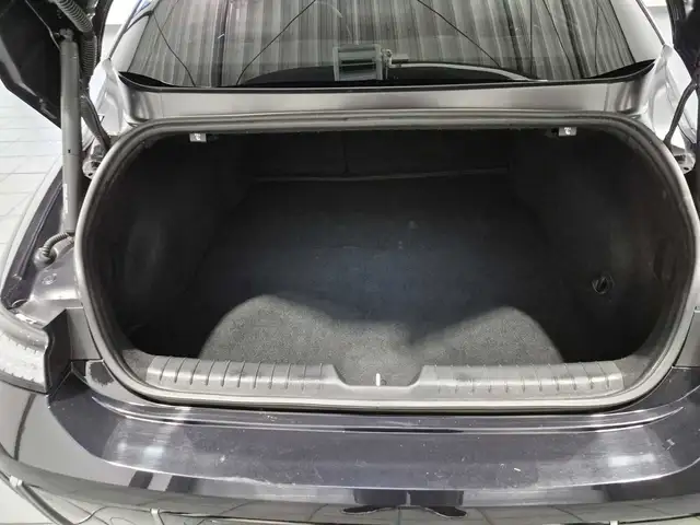 Hyundai Ioniq 6 view 6