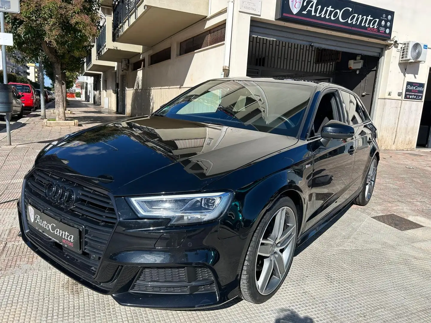 Audi A3 SPORTBACK 2 X S LINE 150CV - PERFETTA Noir - 1