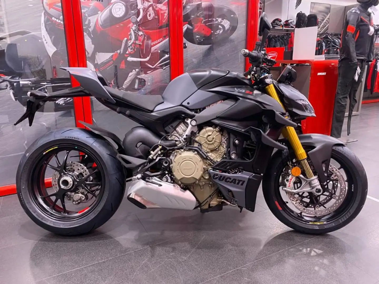 Ducati Streetfighter V4 S GREY & BLACK 2024 Nero - 2