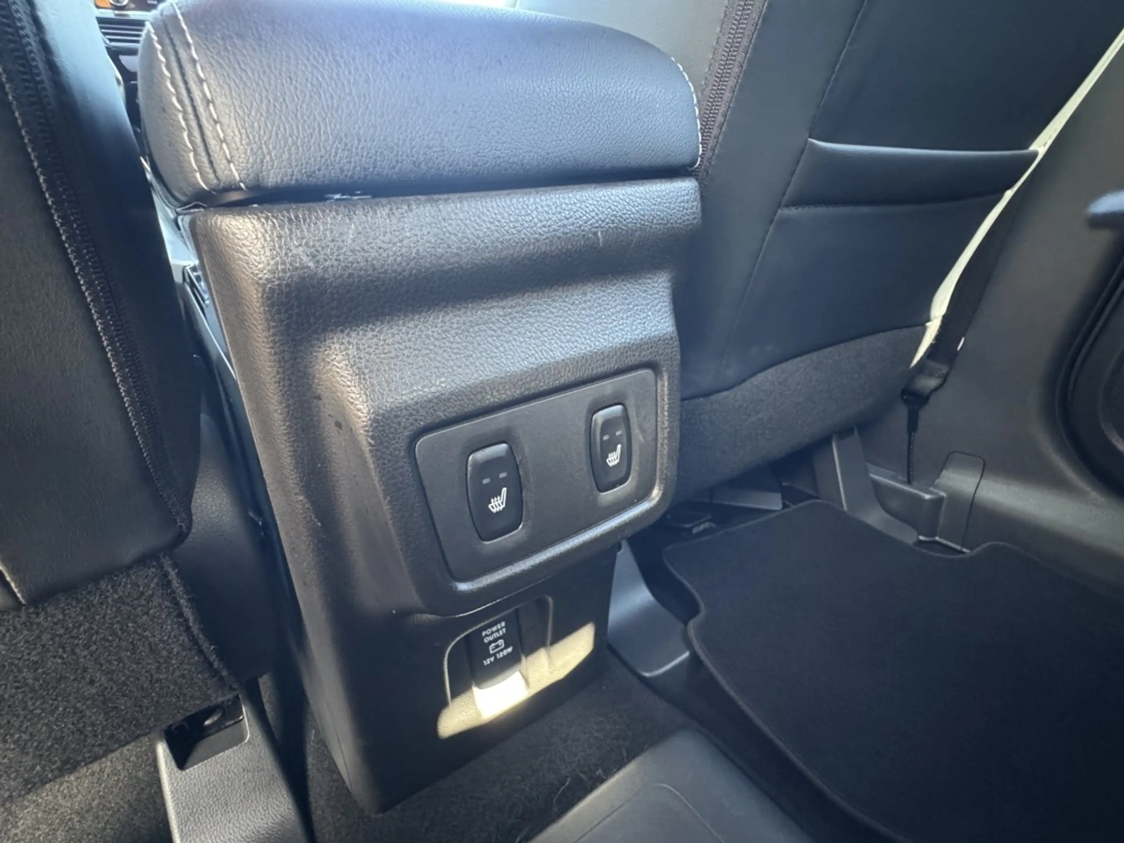 Mitsubishi Eclipse Cross 2.4 PHEV Executive — photo 31