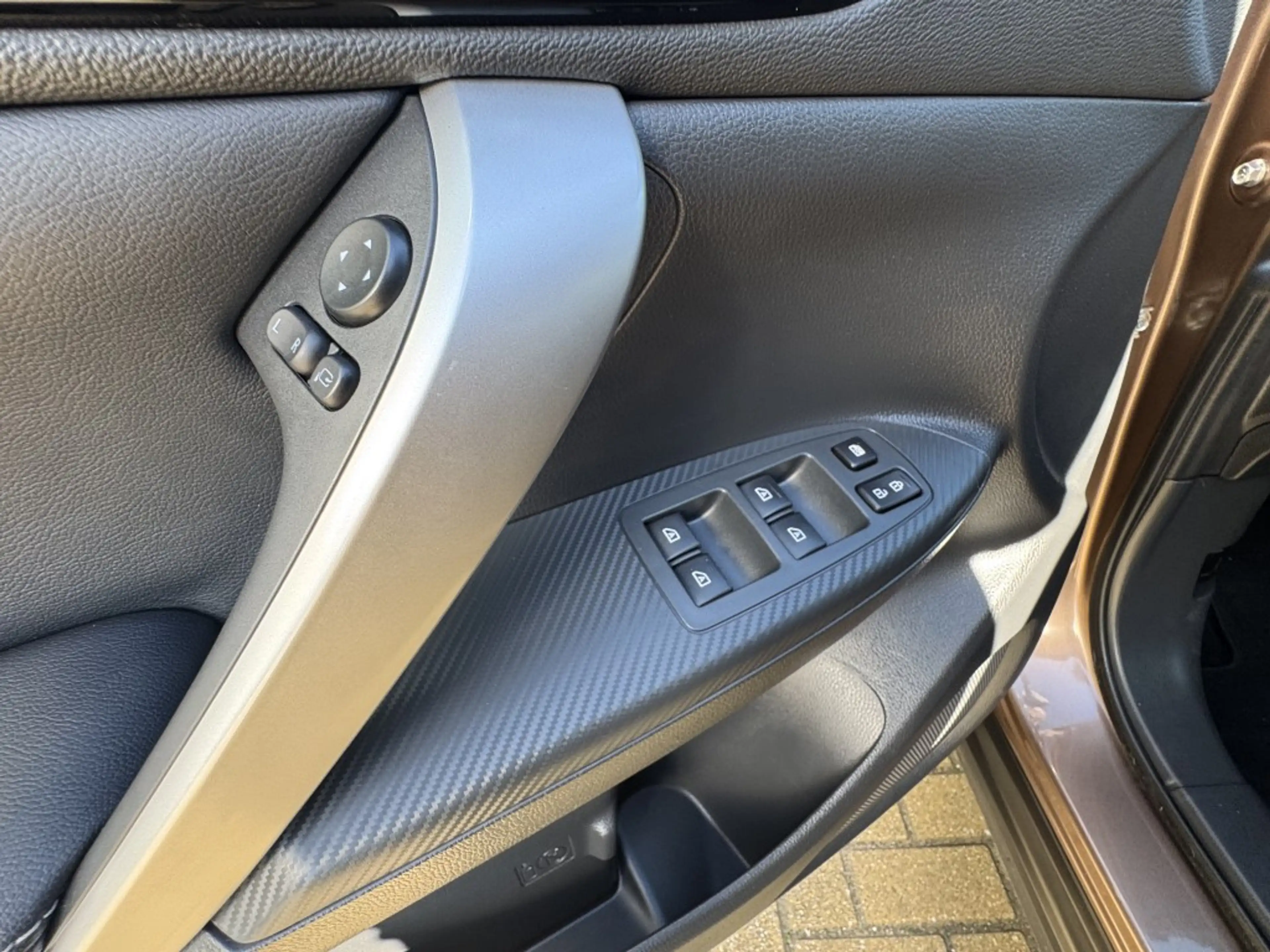 Mitsubishi Eclipse Cross 2.4 PHEV Executive — photo 33
