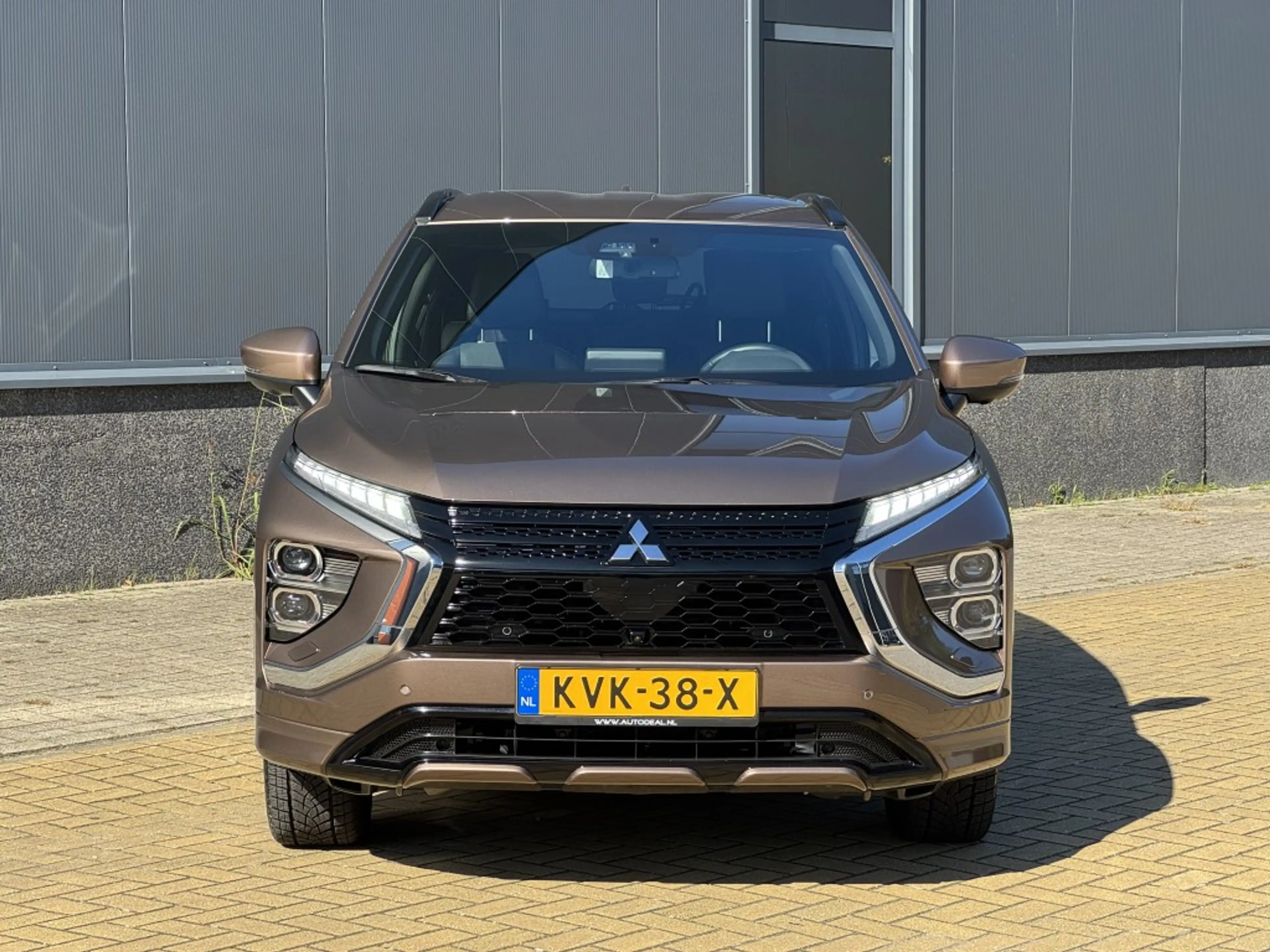 Mitsubishi Eclipse Cross 2.4 PHEV Executive — photo 2